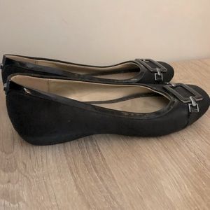 Bandolino Size 7.5 Beautiful Flats